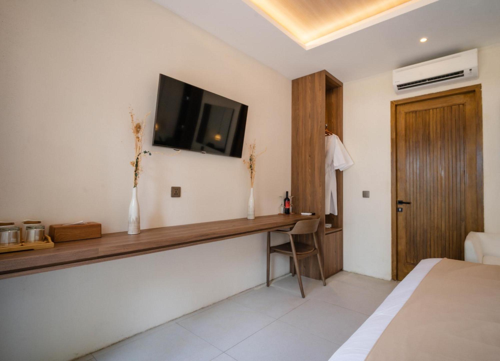 Hotel Tika Lombok Kuta  Esterno foto